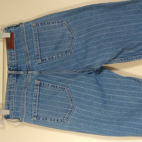 Hollister striped ultra high rise mom jeans size 27 - Picture 6 of 16